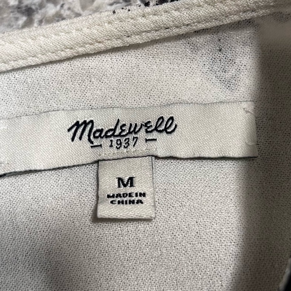 Madewell Cream Tailored Tee Hi Lo Crepe Paisley Print Short Sleeve Size M - Picture 2 of 4